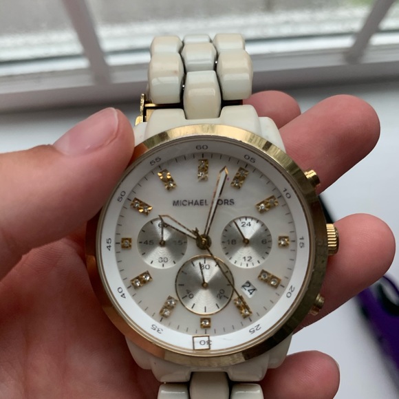 Vintage White MK watch - Picture 2 of 4